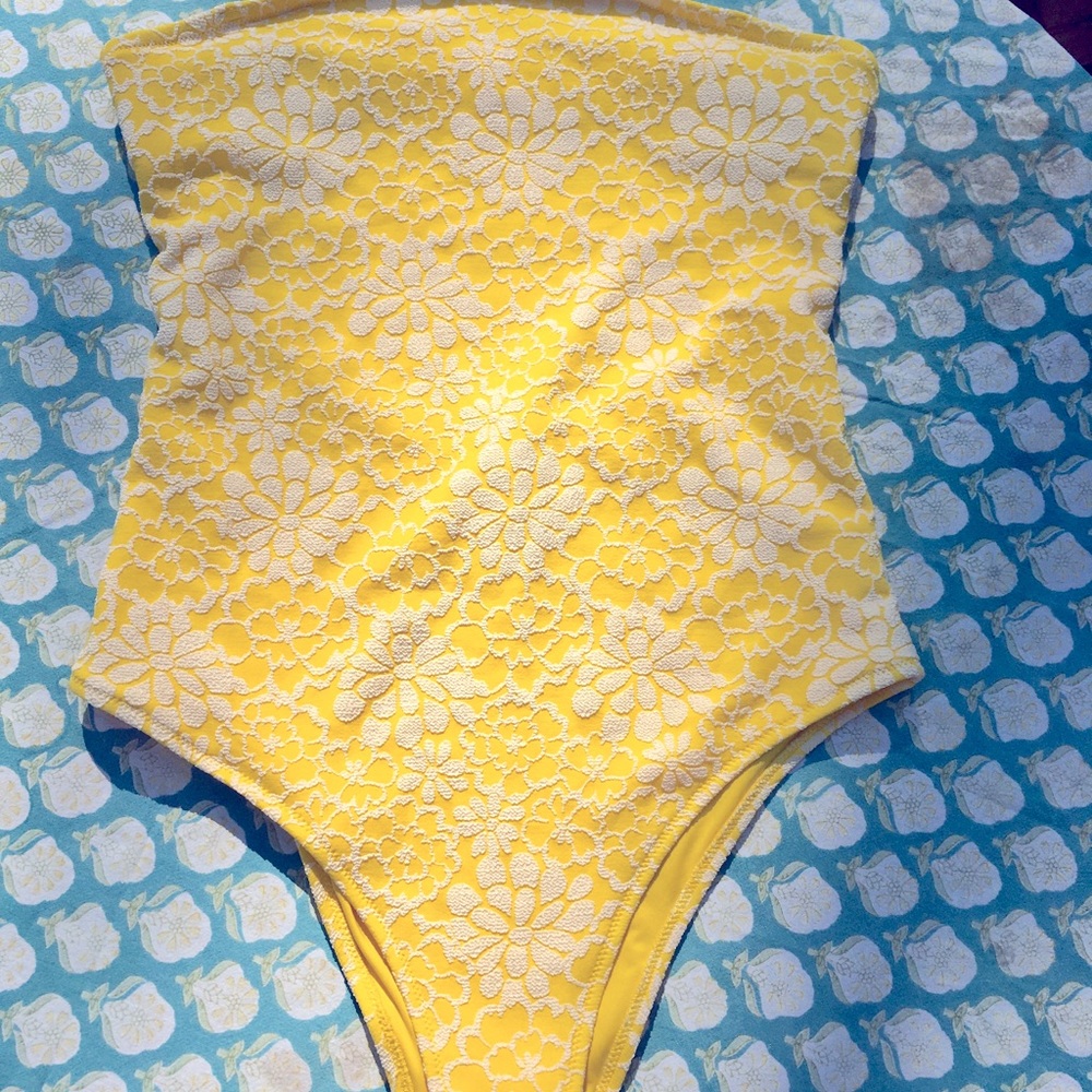 Aerie Bandeau One Piece Jacquard Woven Print